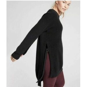 ATHLETA West End Tunic Sweater black oversize side slit cable knit athleisure
